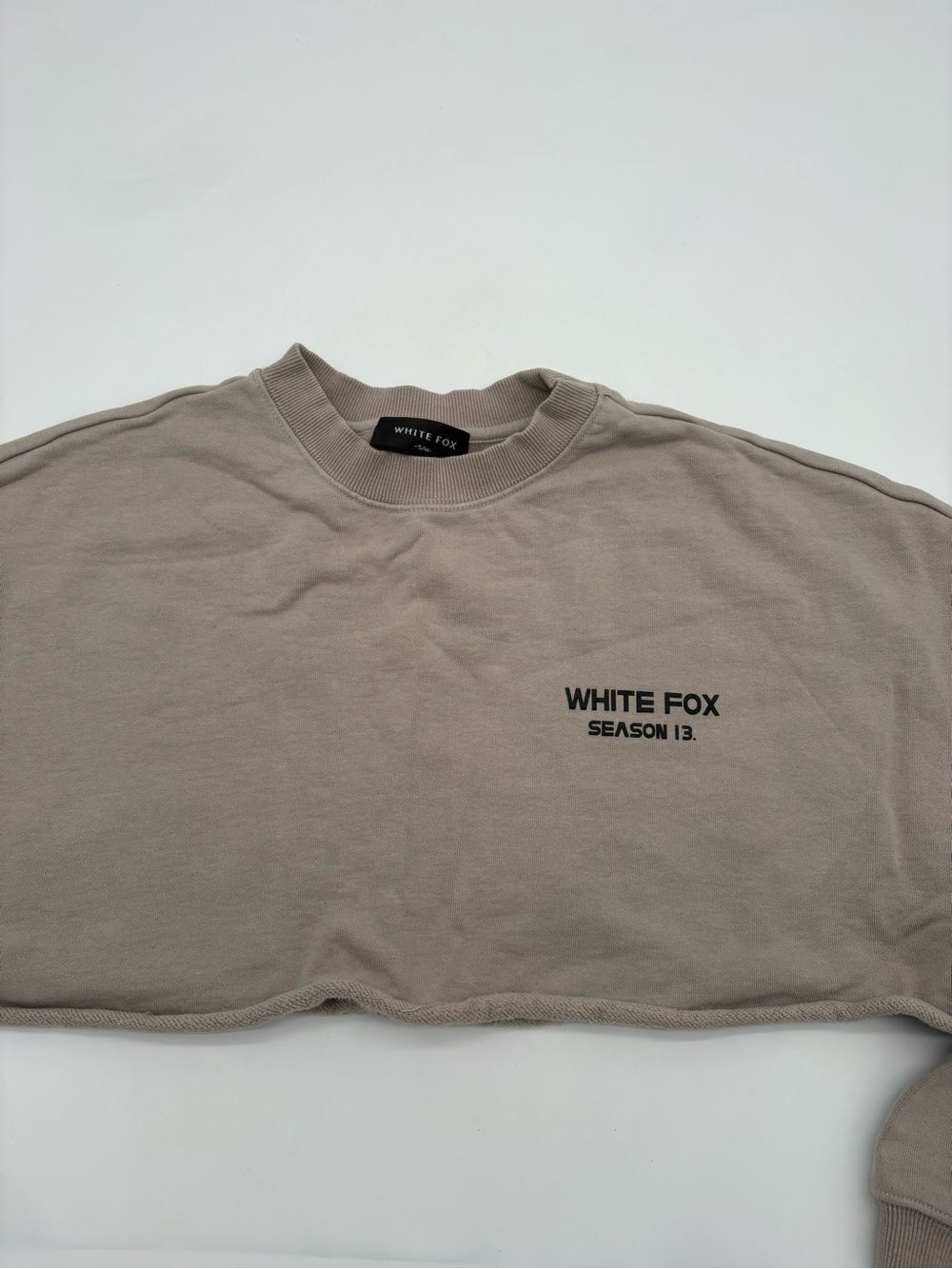 White Fox Cropped Sweatshirt - Picture 3 of 8